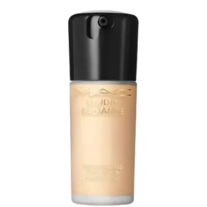 MAC Studio Radiance Serum Powered Foundation NC17.5